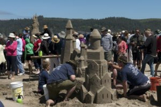 FAMILY FRIENDLY SUMMER EVENTS IN SEASSPRING BREAK ITINERARY FOR CANNON BEACH & SEASIDE, OREGONIDE, OREGON