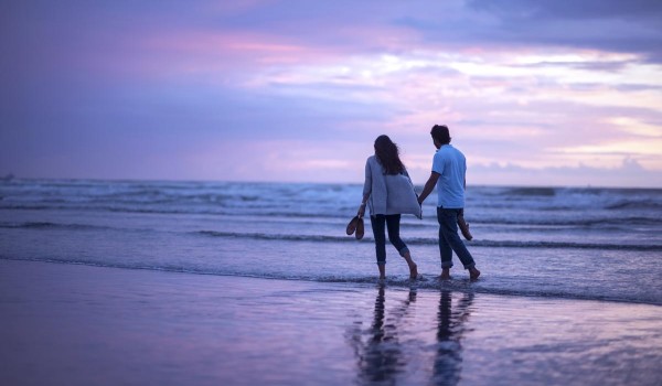 Exterior - Walk Along The Beach